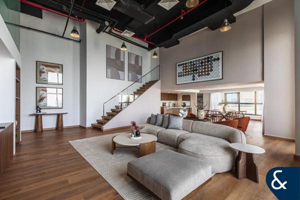 Renovated | Vacant On Transfer | High Floor